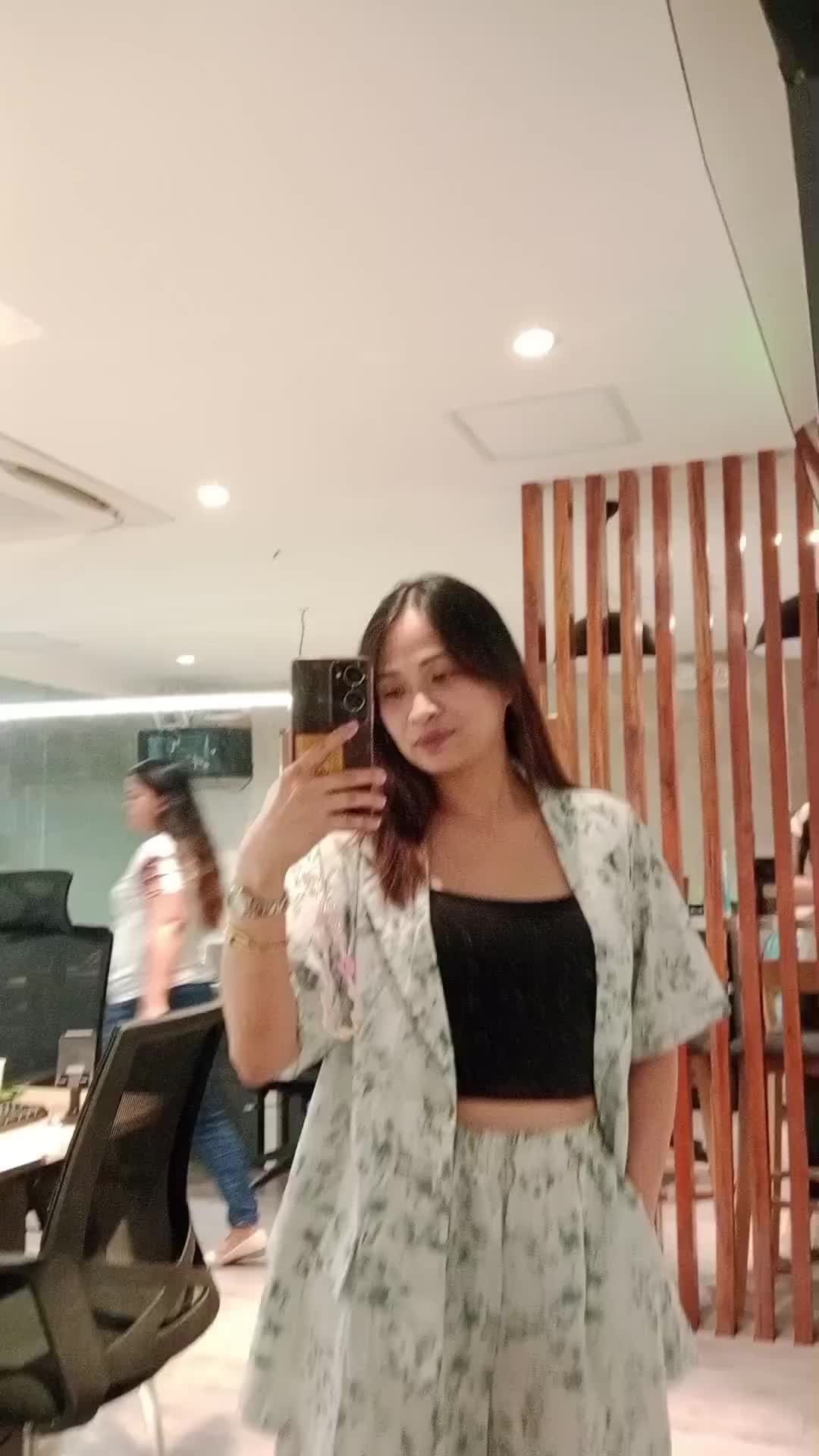 @Quinnlorenz Online Shoppe