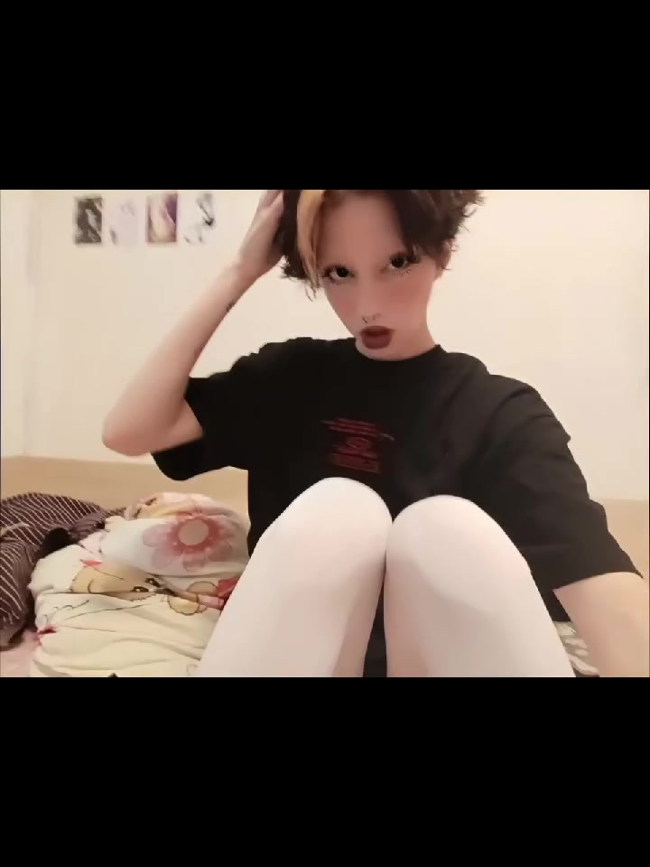 @кто я?👹