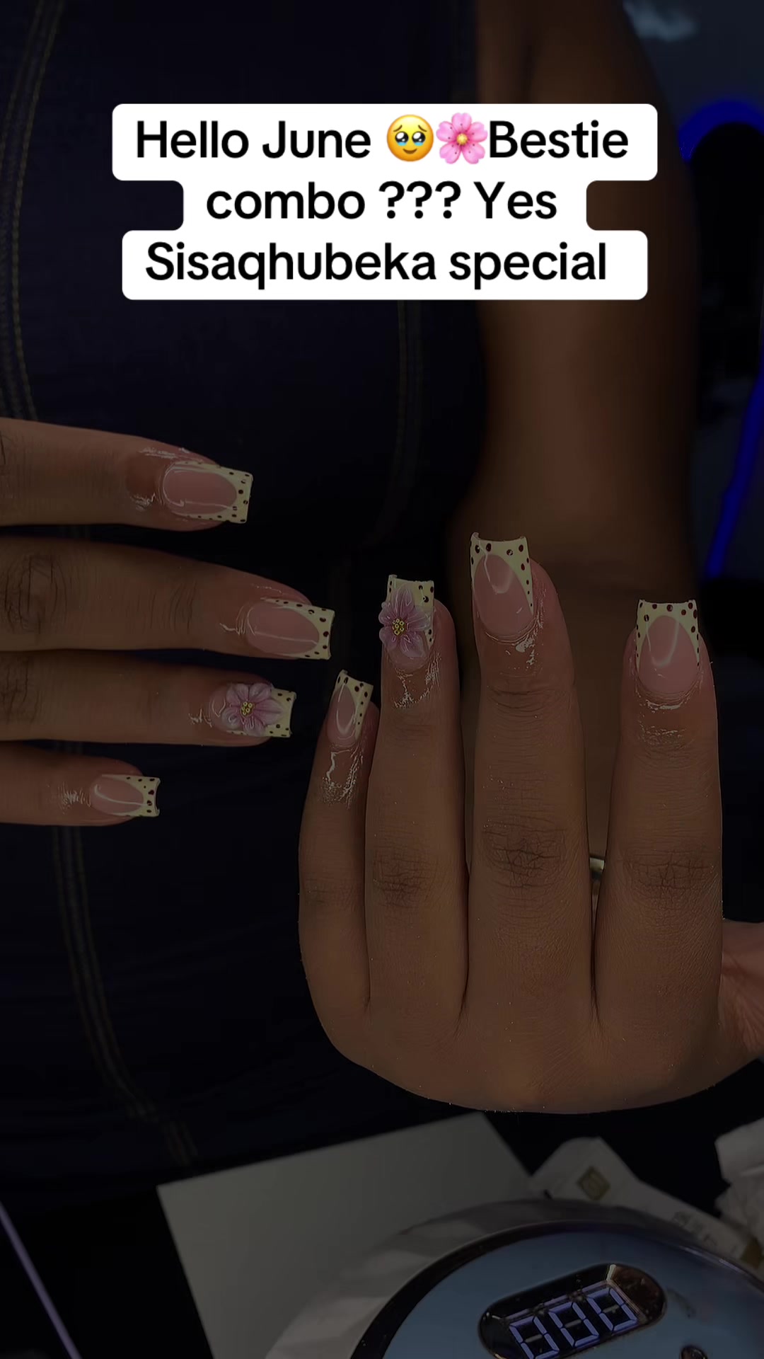 @Girls support Girls 🩷💅