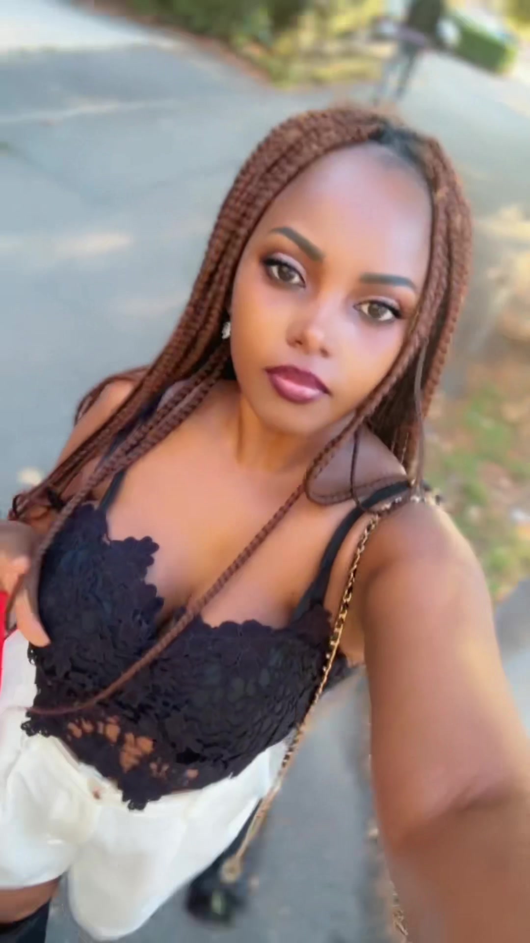 @Barbiecom herself 💕🥰