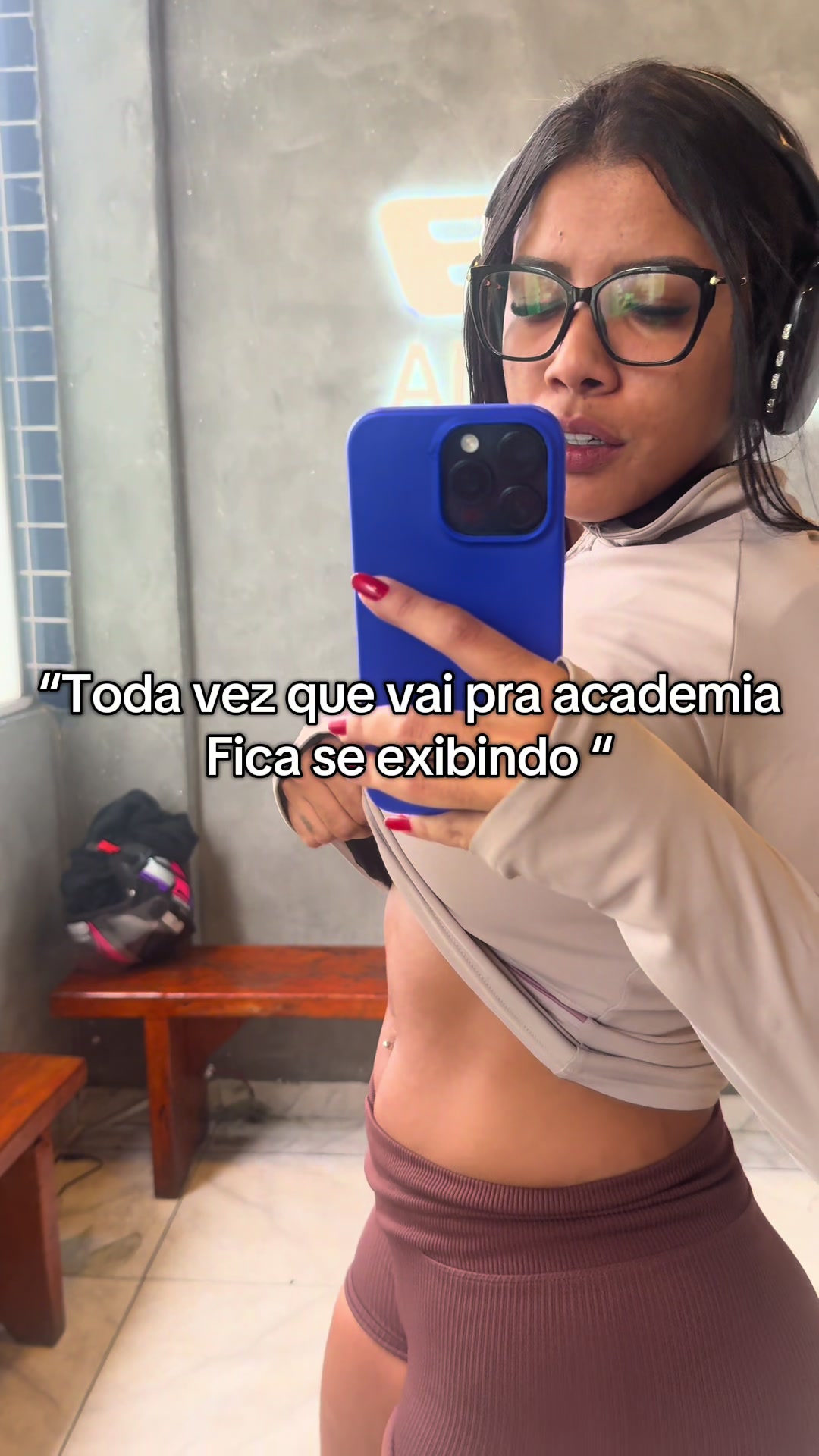 @anna_monteiro