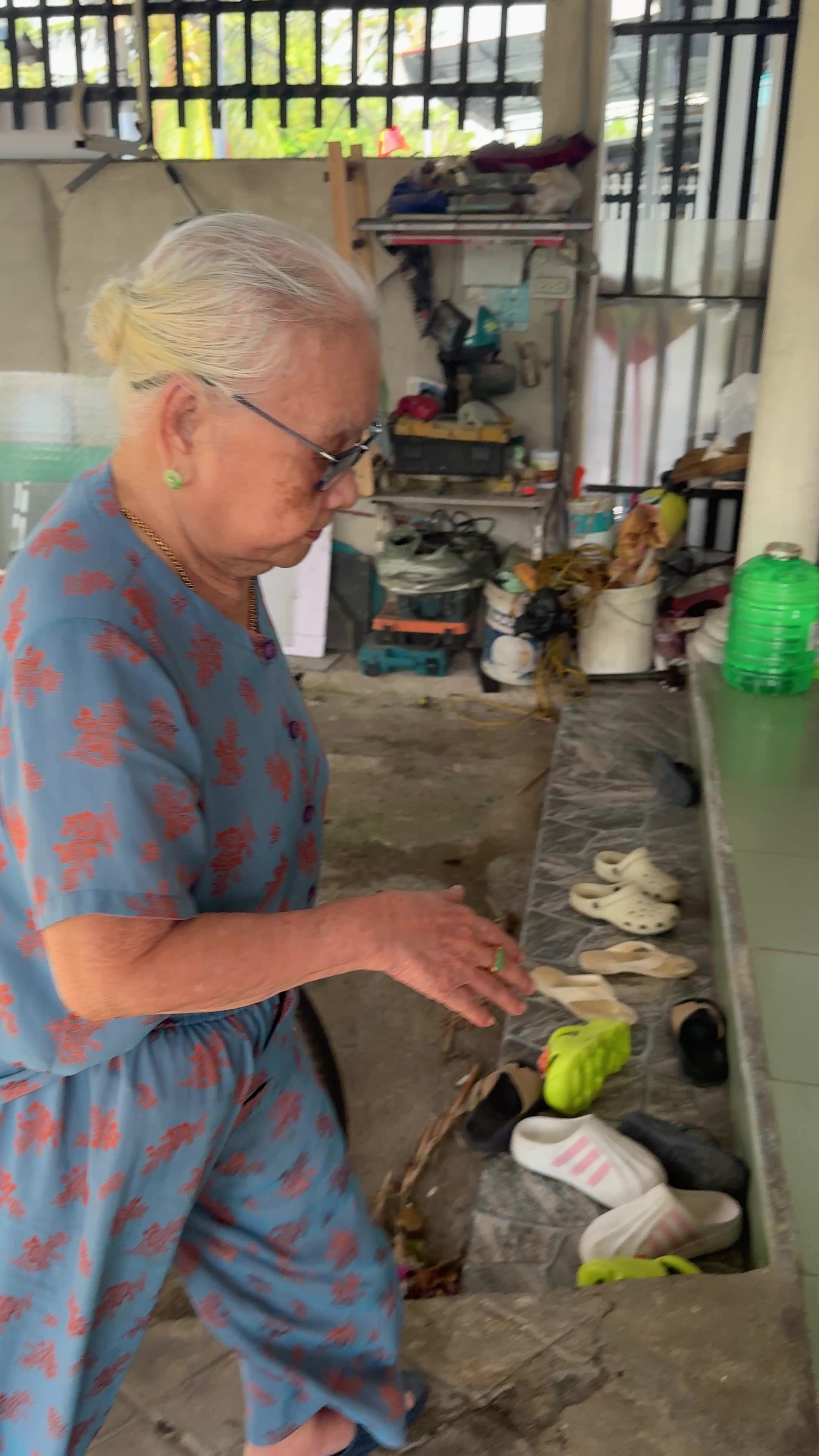 @Nguyễn Hồng Thủy