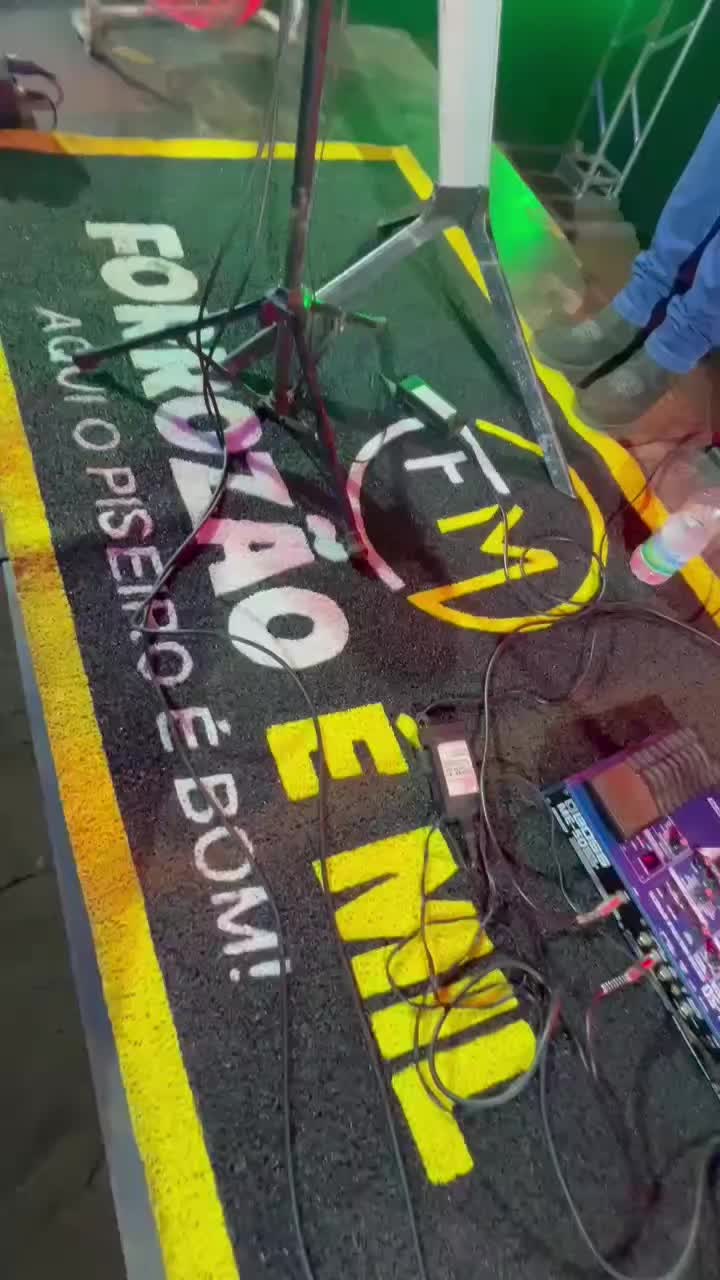 @FORROZÃO É MIL