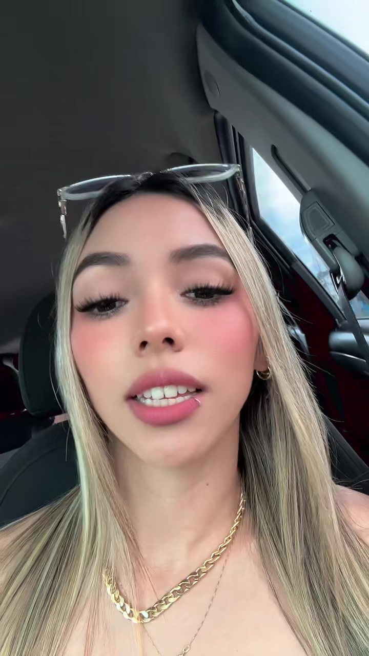 @Paola López