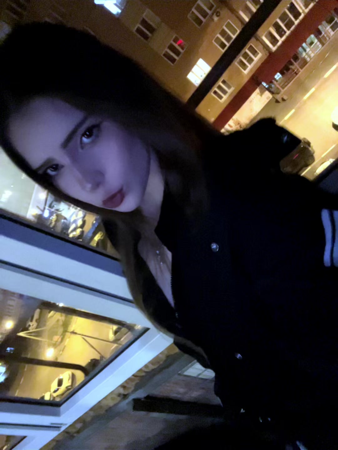 @vixaria