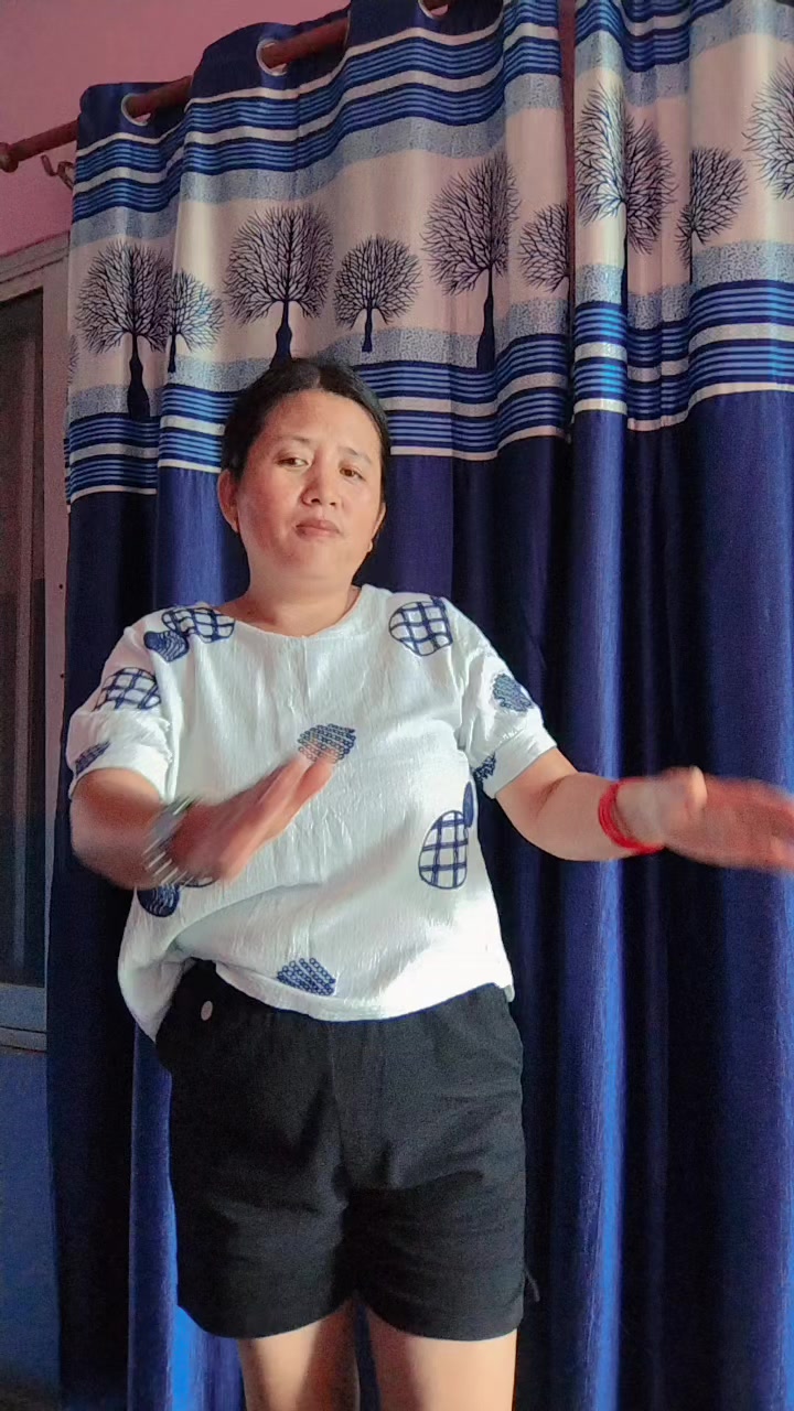 @Maya gurung