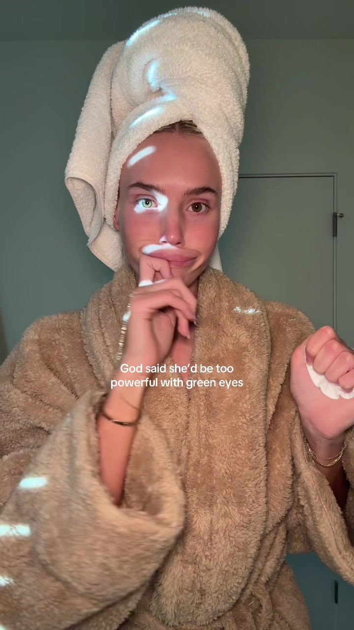 @xbrooklynbell