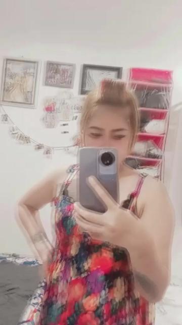 @Lla Bell@
