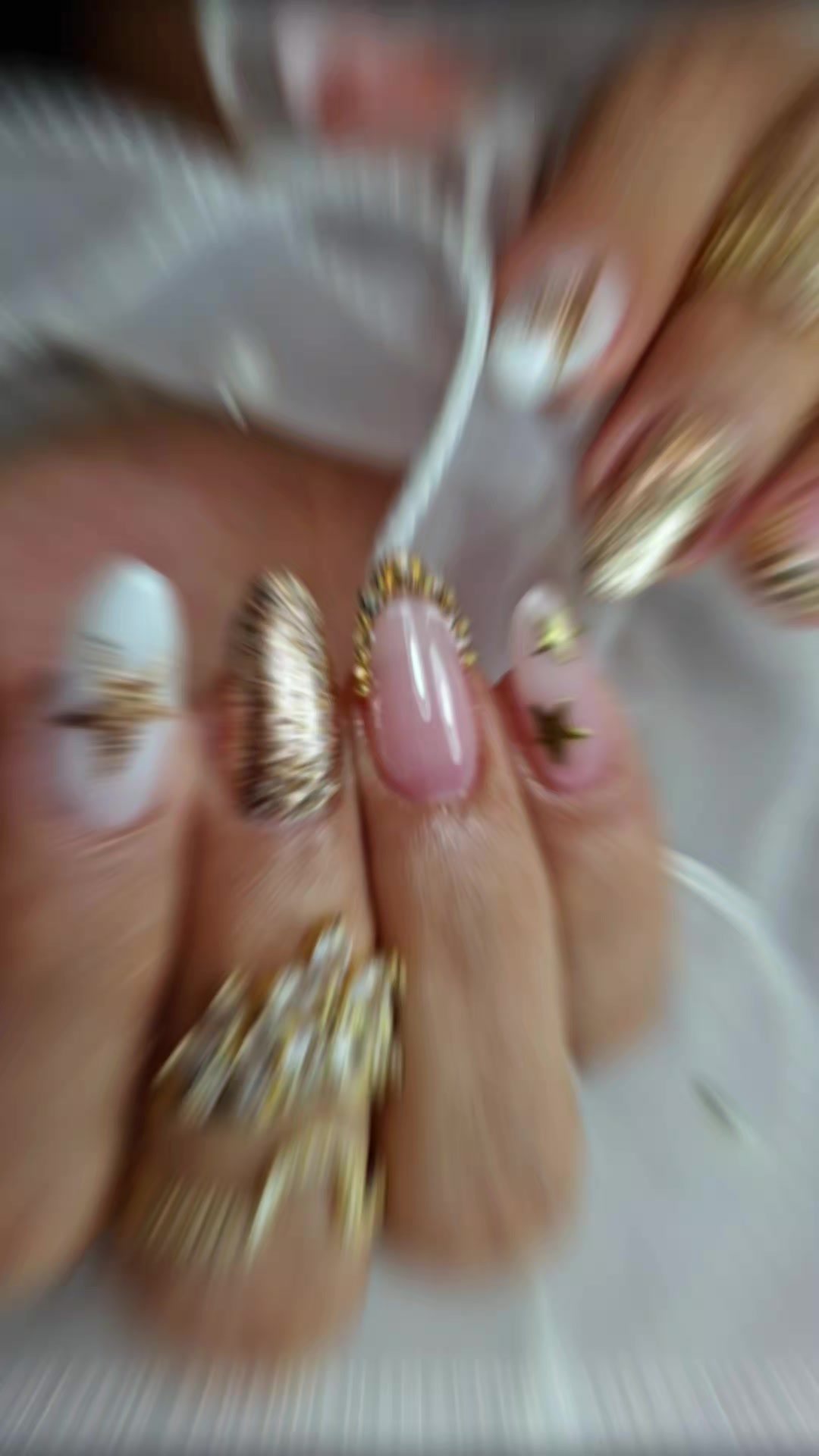 @KarenNailsMakeup