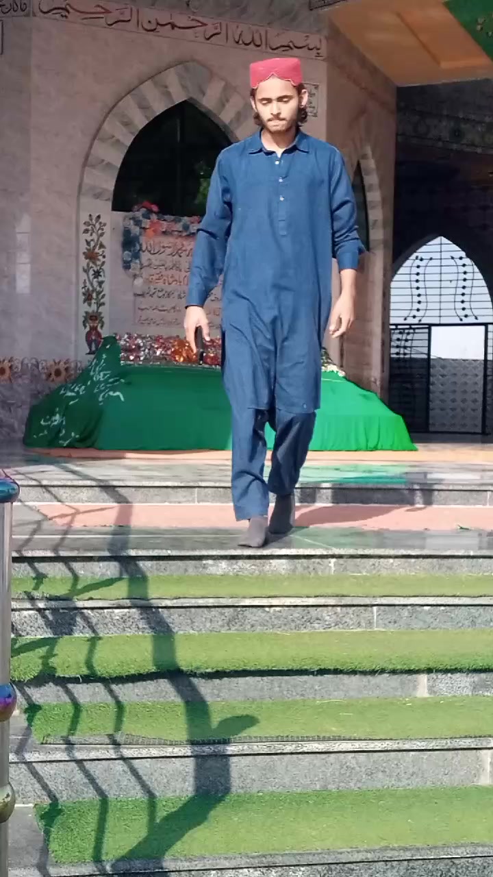 @SHAMI HU YAR