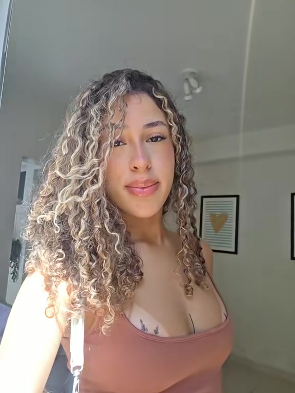 @Emilly Santos