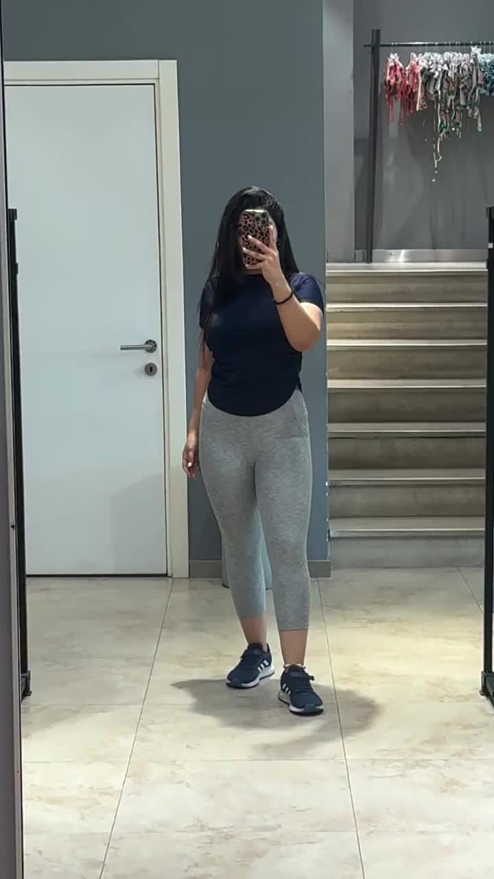 @konul_salayeva