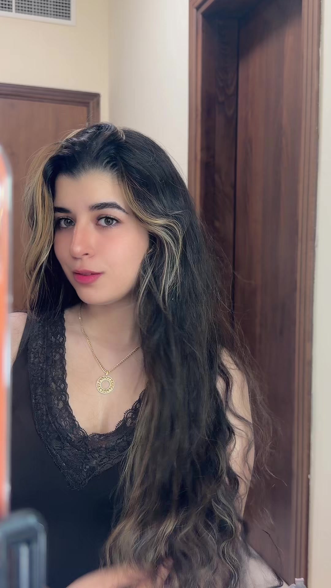 @Oumayma Bona 💎