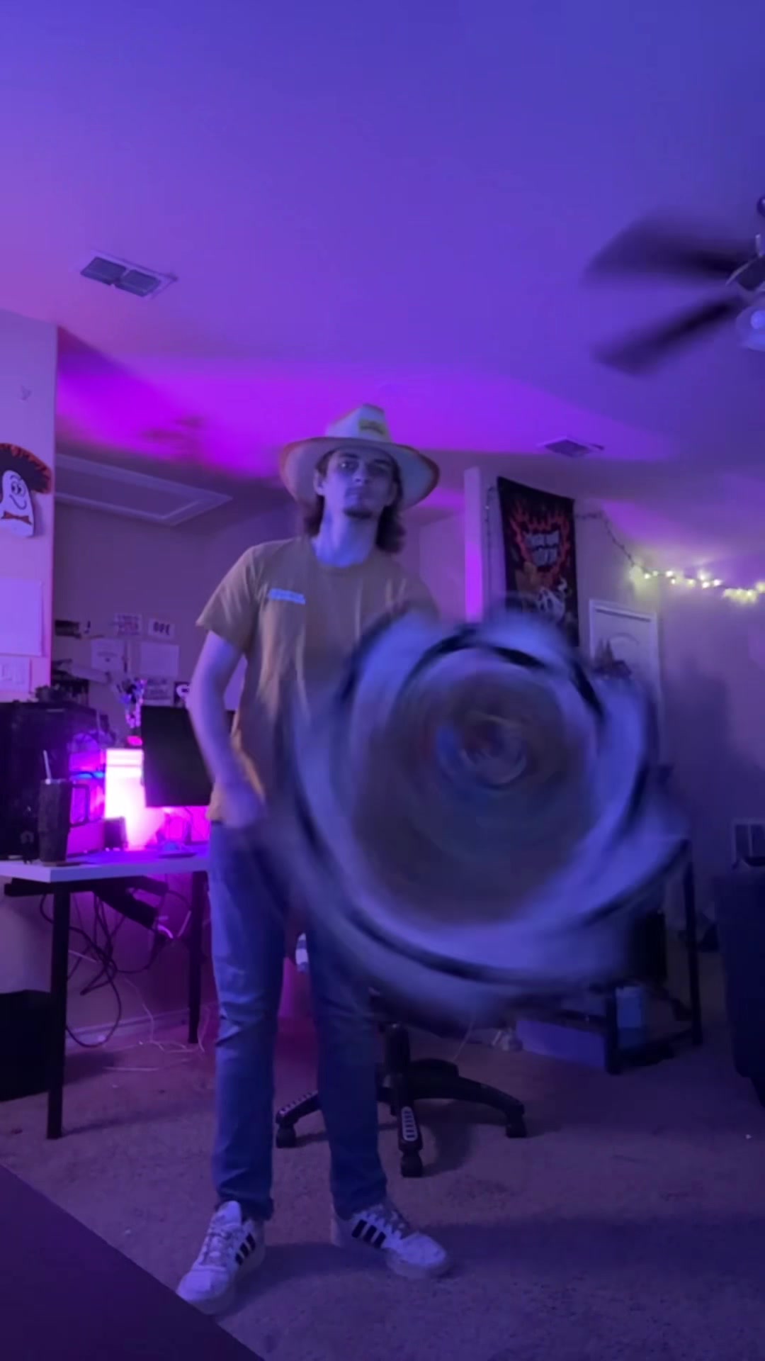 @w0okus