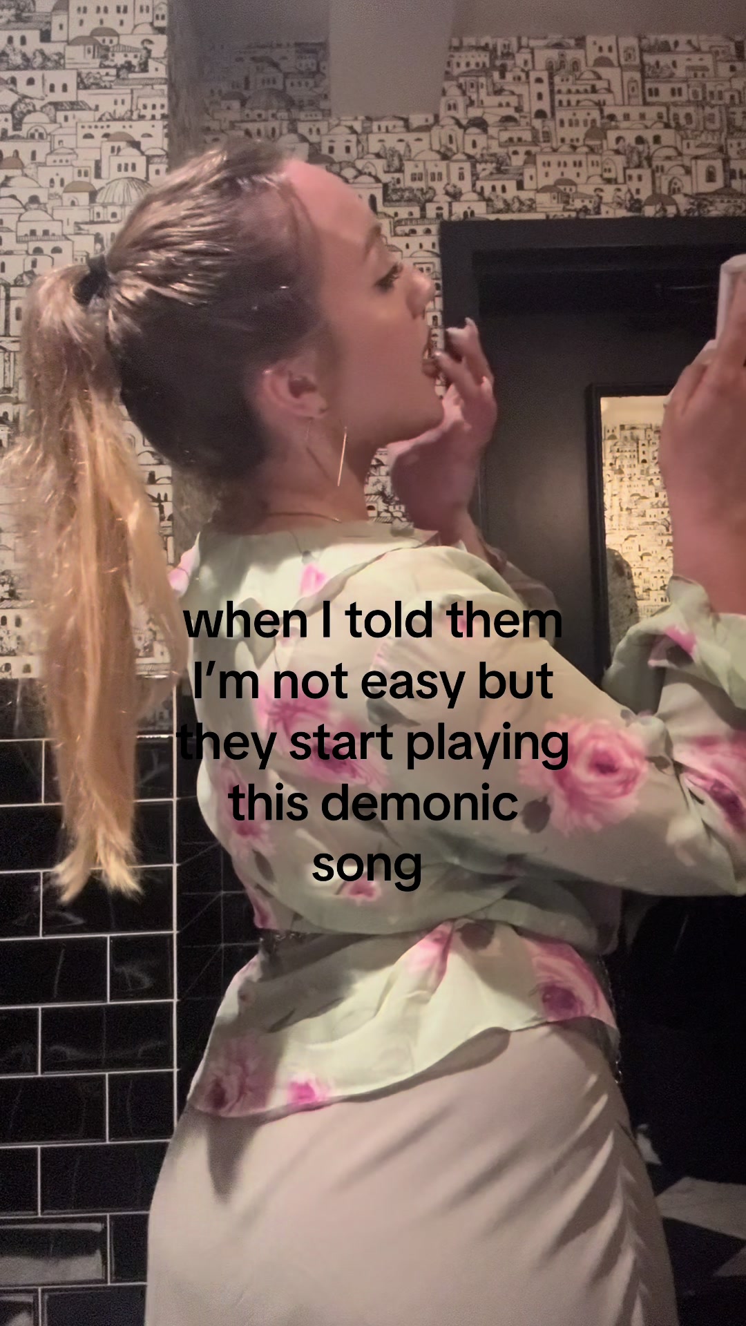 @val_the_observer