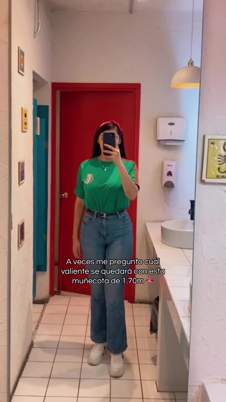 @krystalyaneztv