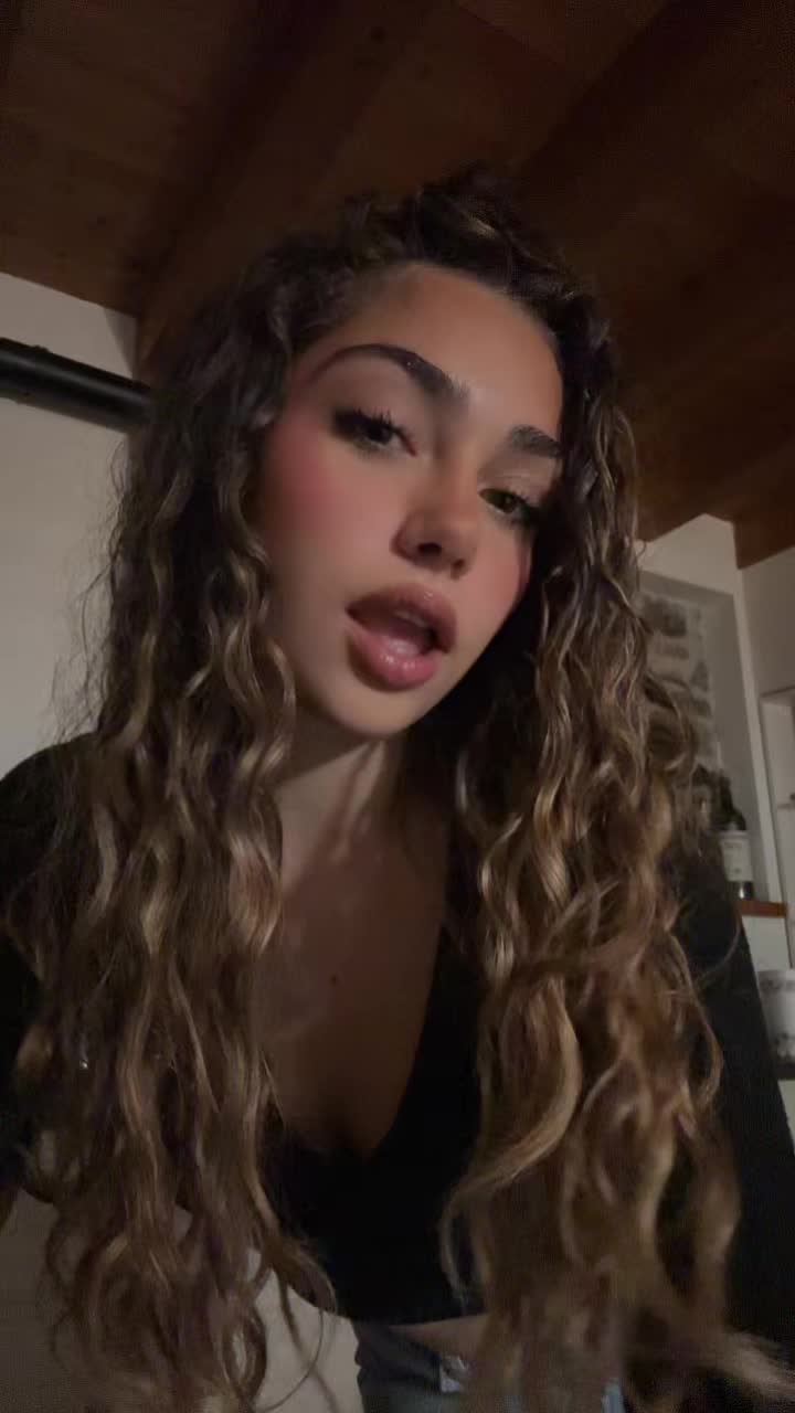 @dandreangela_