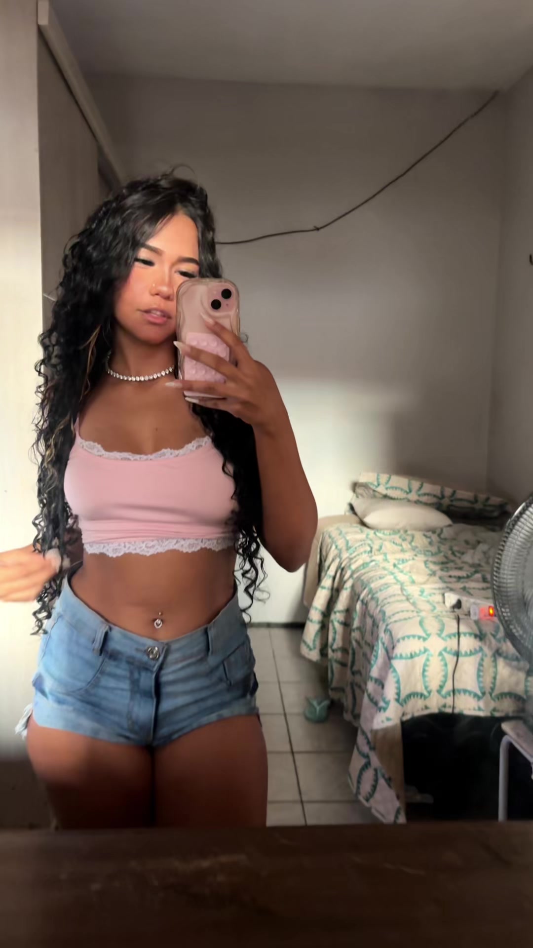 @Aio 🧟♀️