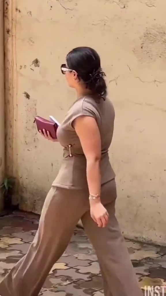@কুড়ে ঘরের রাজ কুমার
