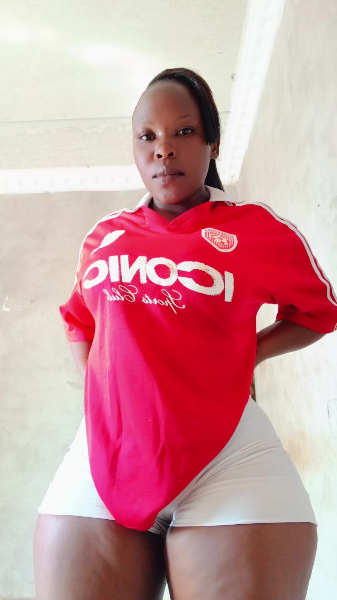@Nikiwe.