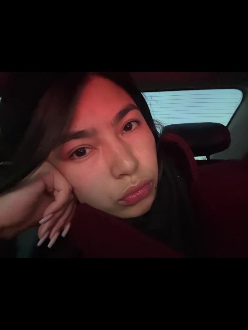 @saintiris._