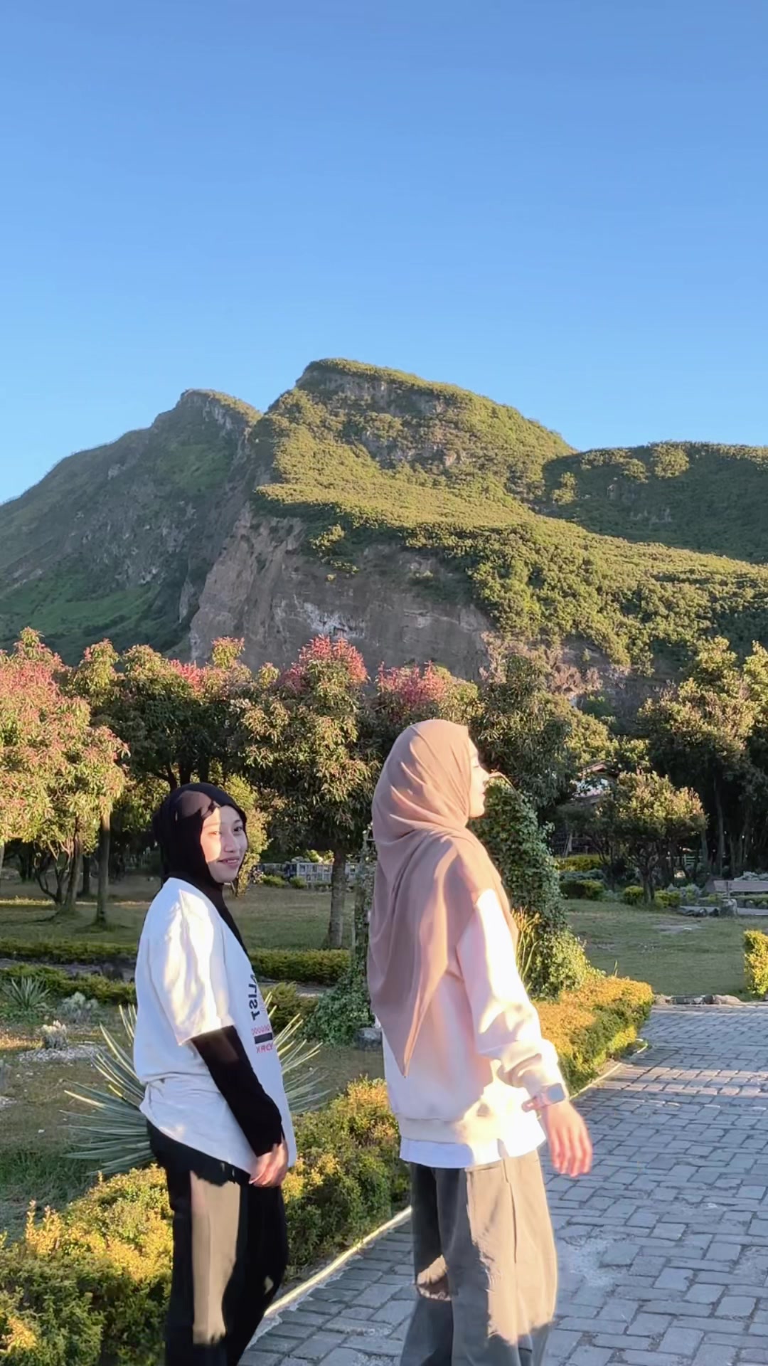 @Ini Agn🐻
