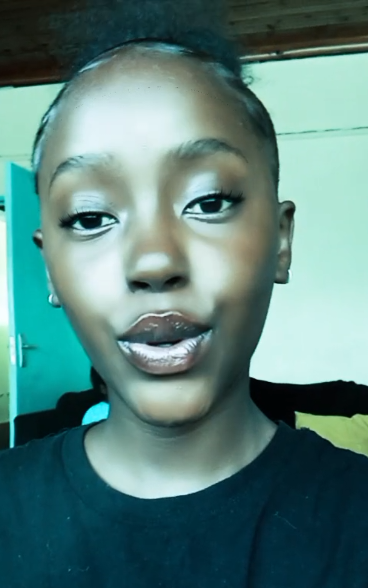 @🕸️ndanu😍
