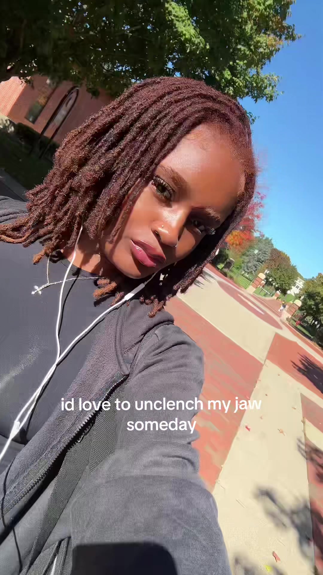 @mamikola