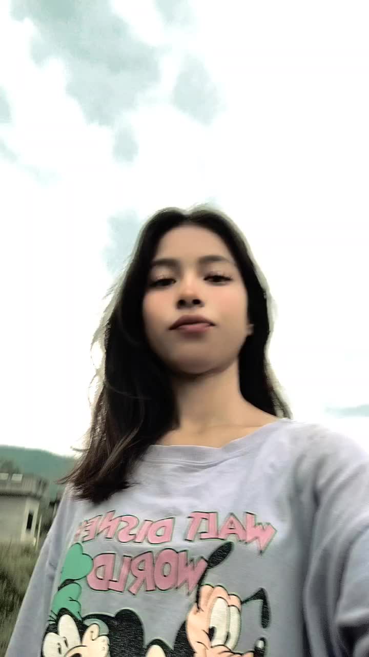 @Sanvee_🖤🦋