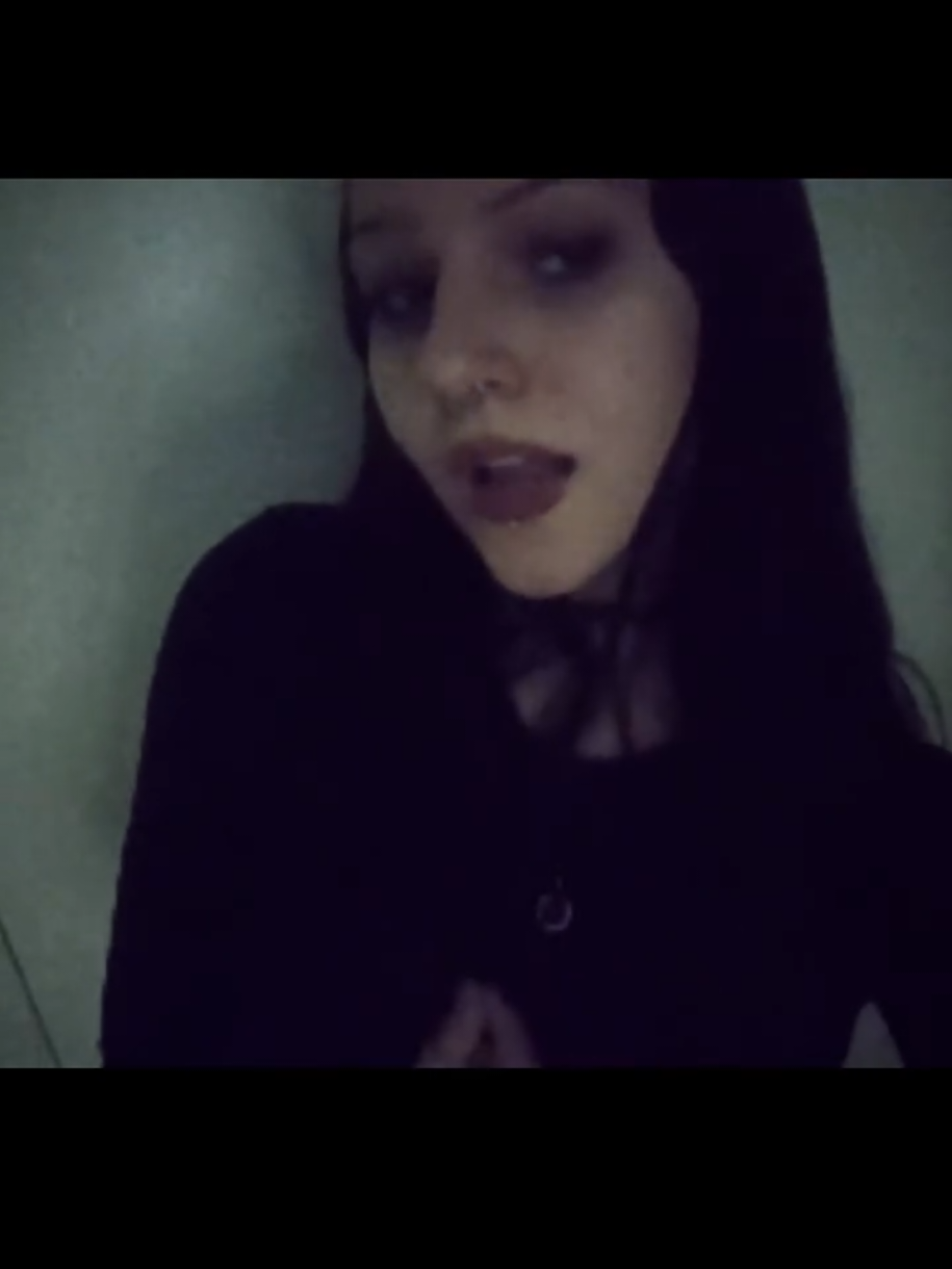 @⸸𝔱𝔞𝔦𝔨𝔦𝔰𝔰⸸