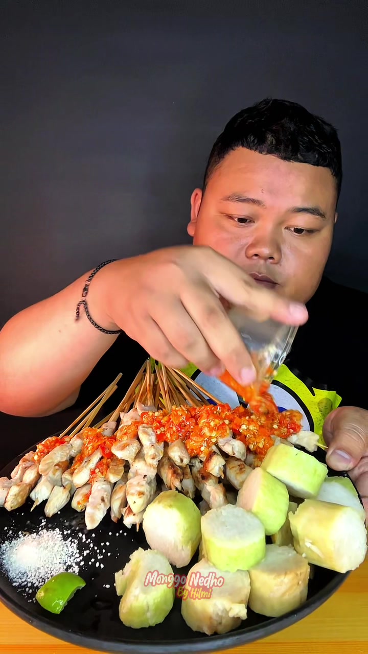 @Monggonedho