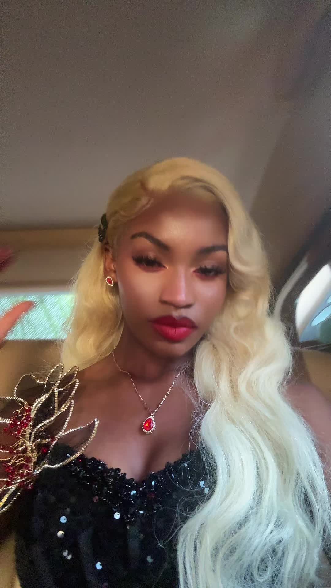 @Naes.interlude
