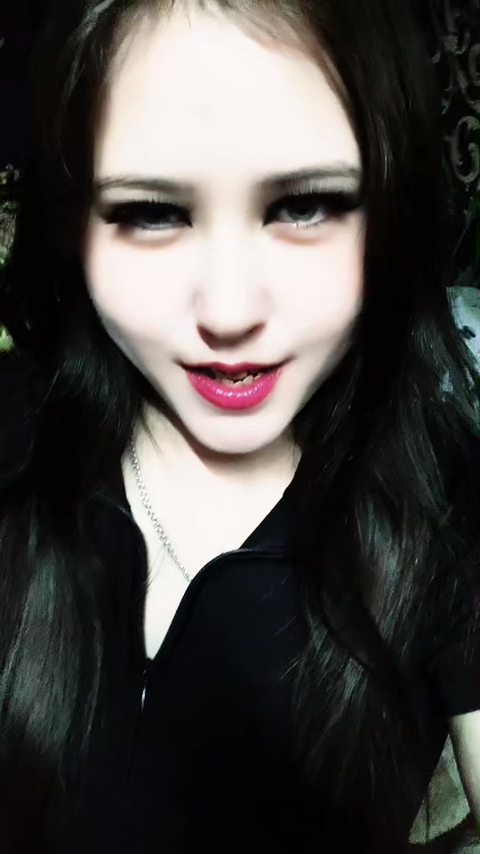 @𝚅♡𝚒♡𝚔♡𝚊