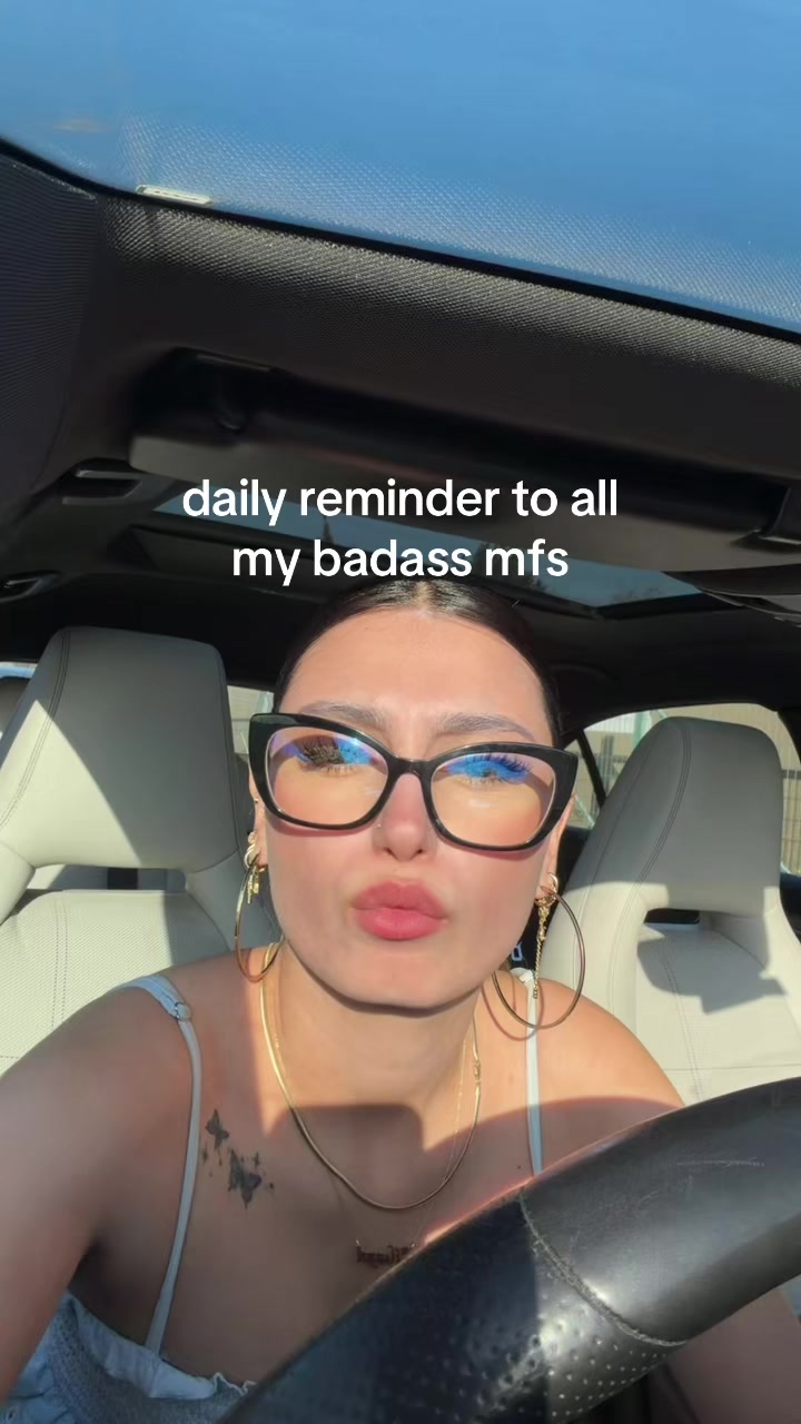 @Hayat &Uuml;st&uuml;ndağ👸🏻🪬
