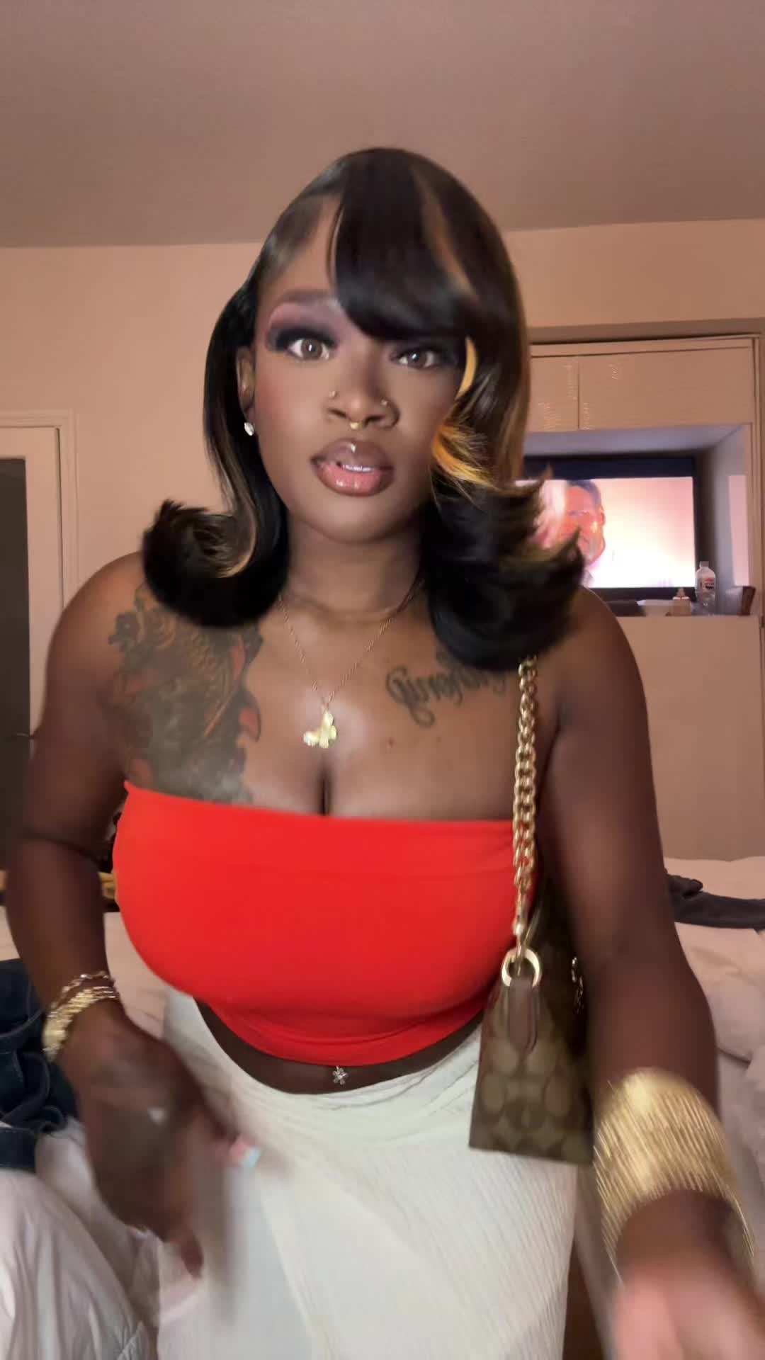 @_BeautifulHustler