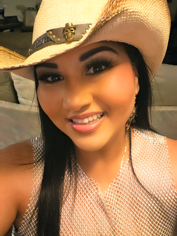 @🦌🇲🇽🌻DeNisse Moran🐙💙🚖💃
