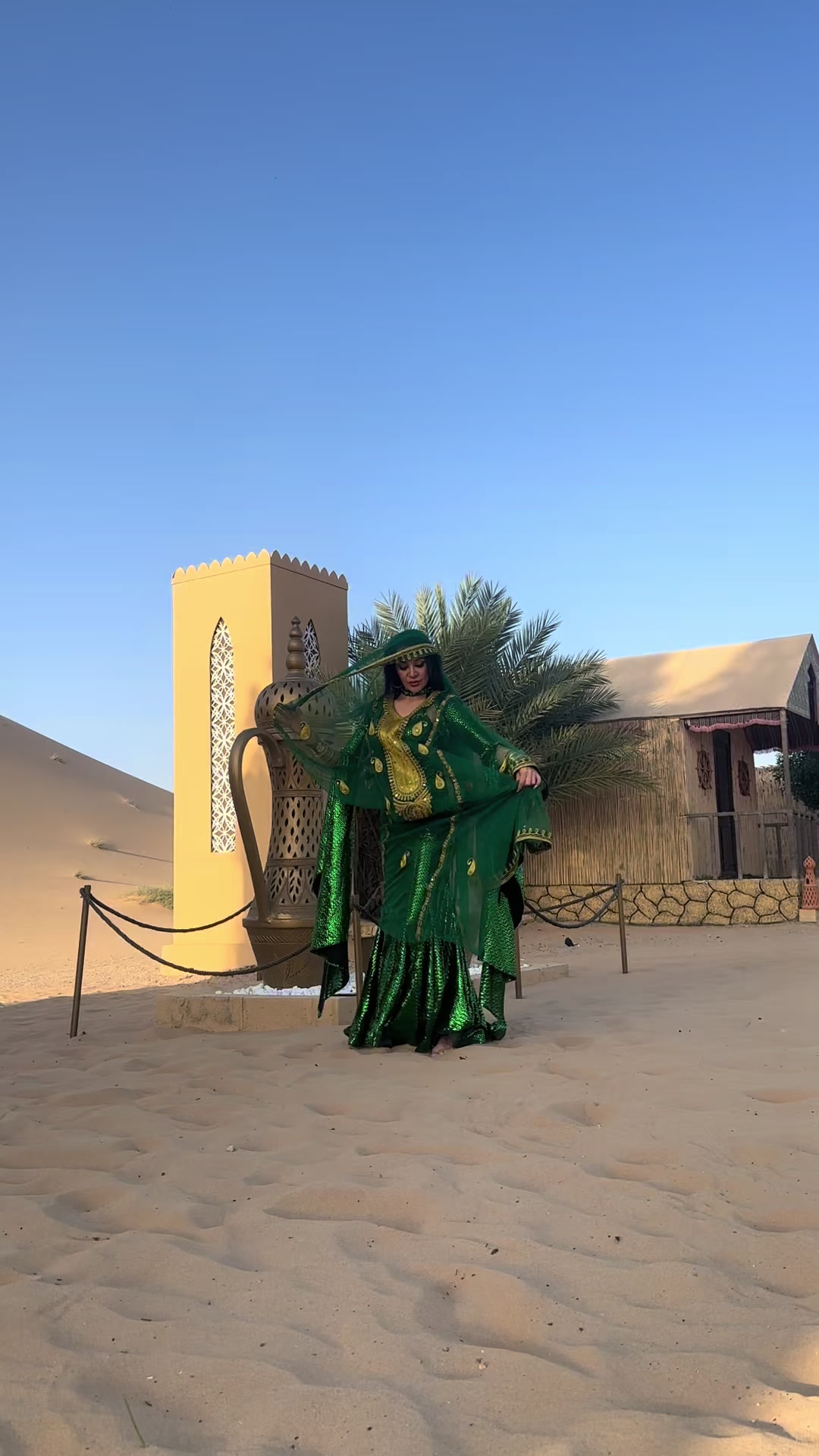 @Esmeralda Bellydancer
