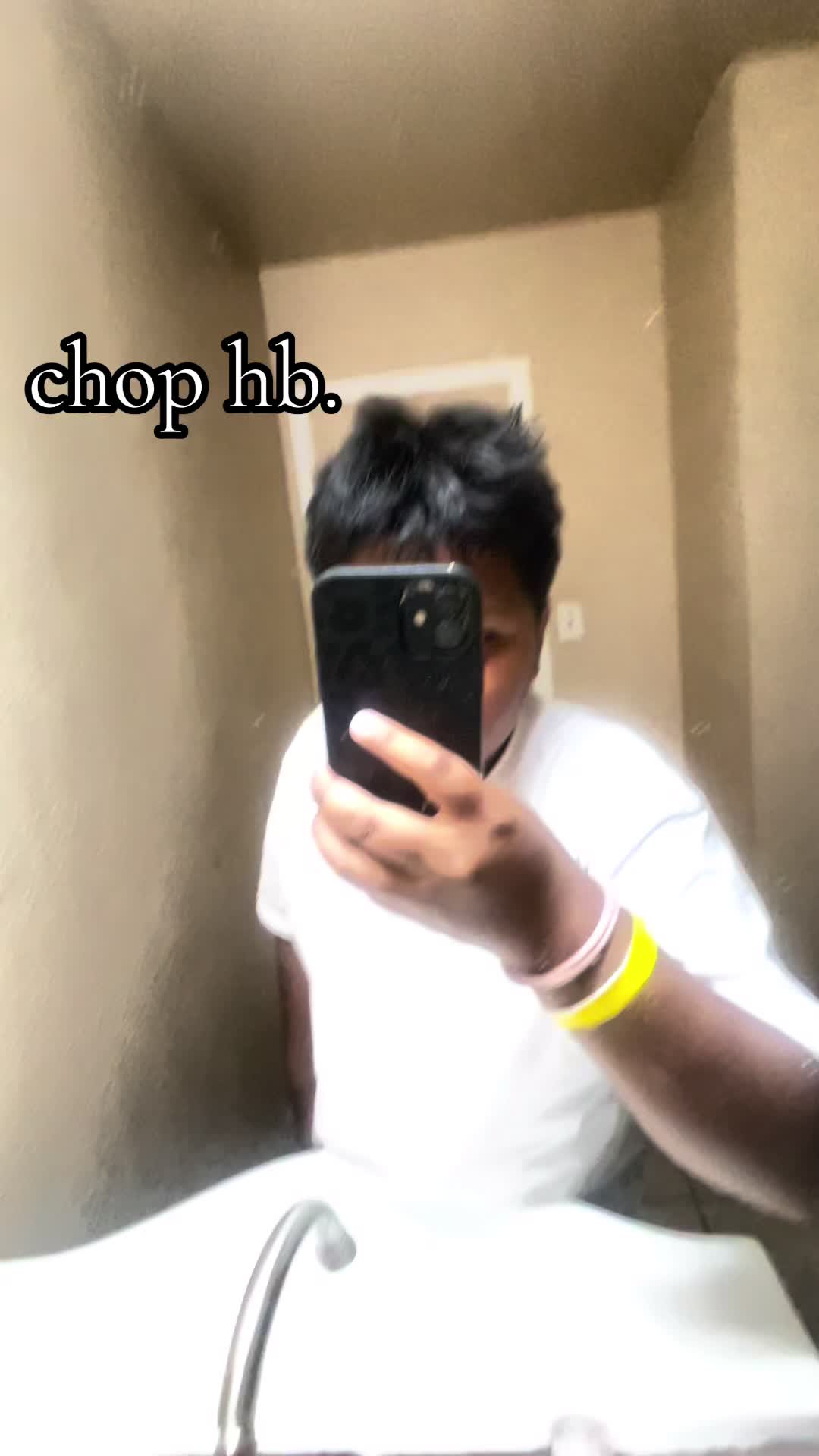 @Johnnyboi12😸