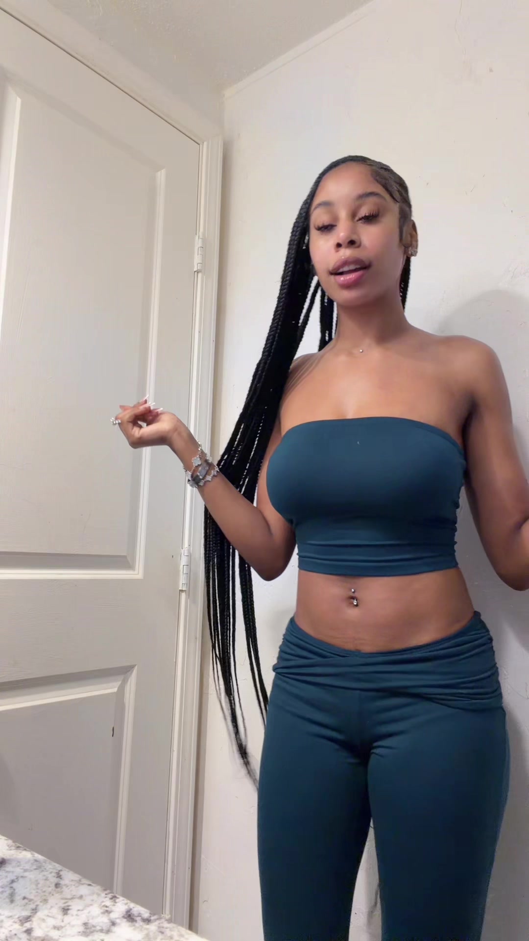 @mmaribabe