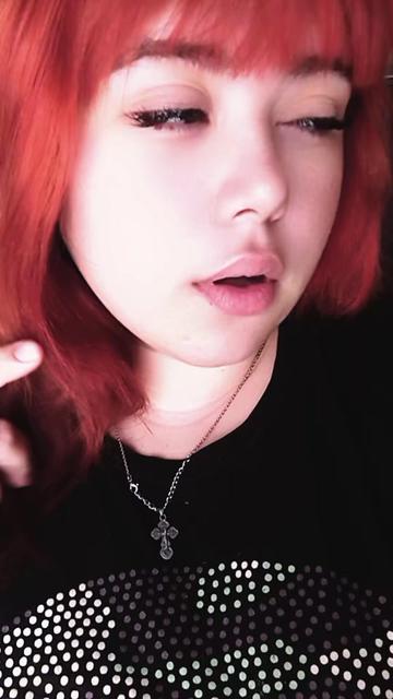 @лисёнок 🦊