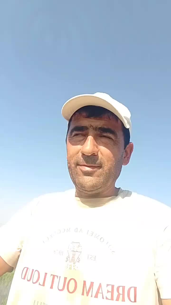 @Бобур