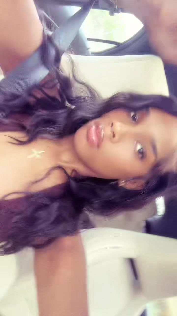 @Myia