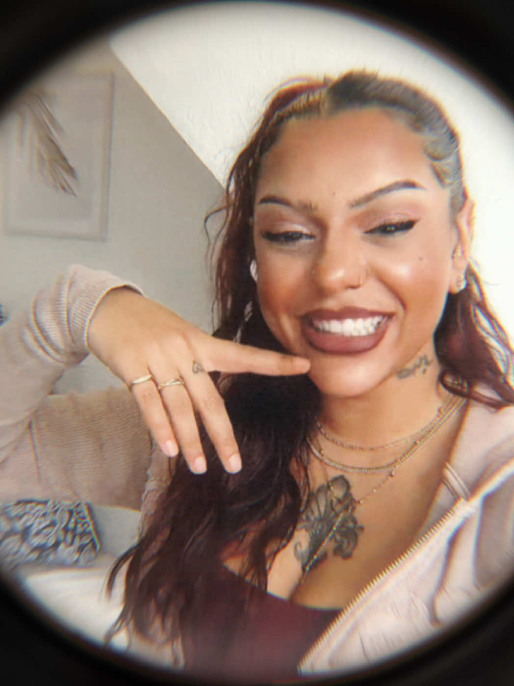 @bellaxlaila
