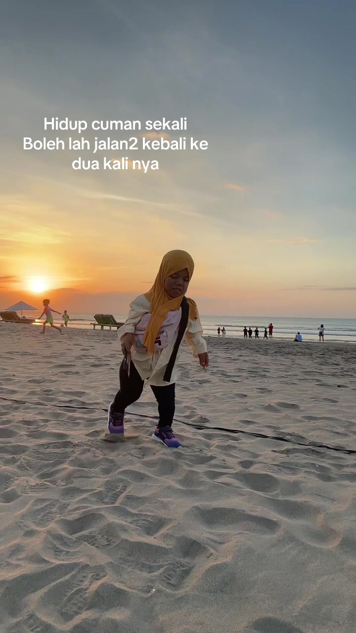 @Uni Rozalisna_3