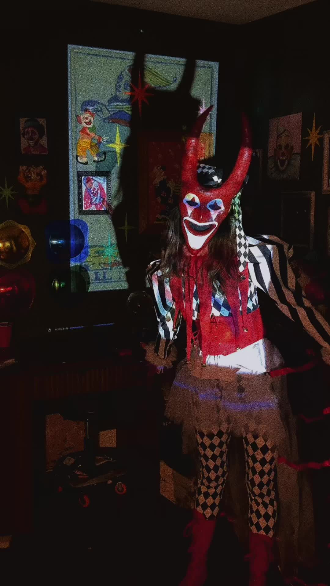 @clownlady