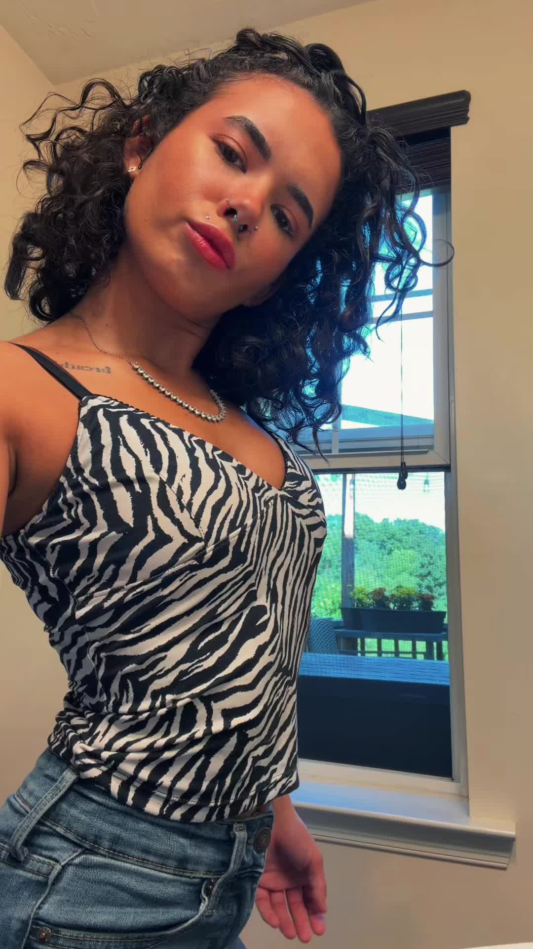 @sexylexxii_