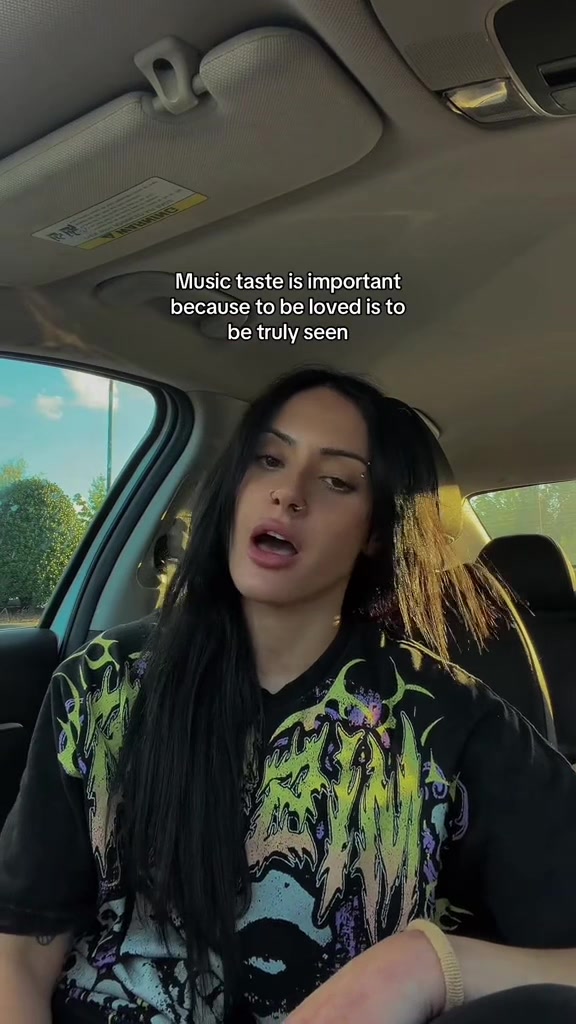@zarinabae