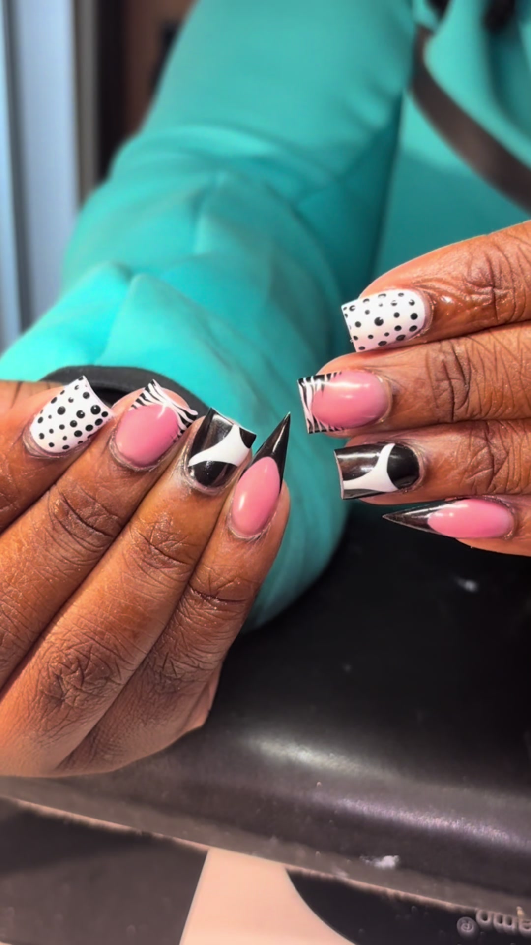 @nailsssbymonii