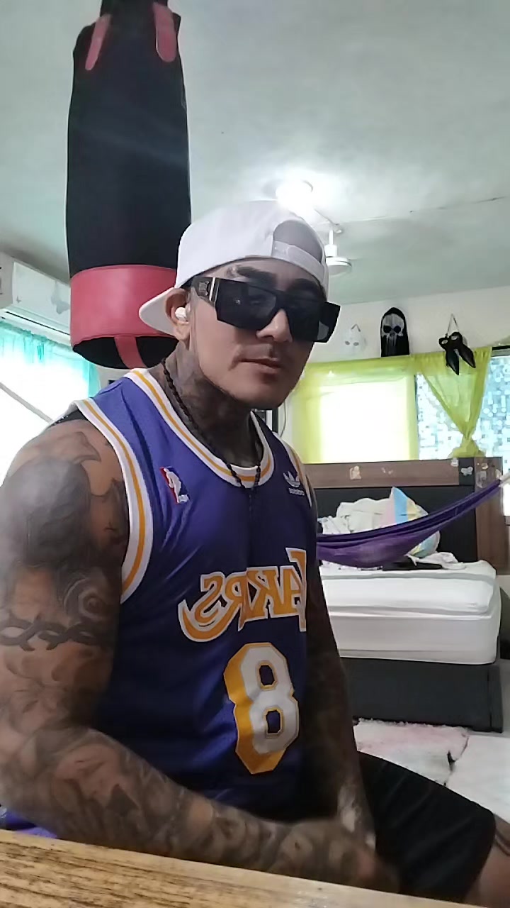 @choloman