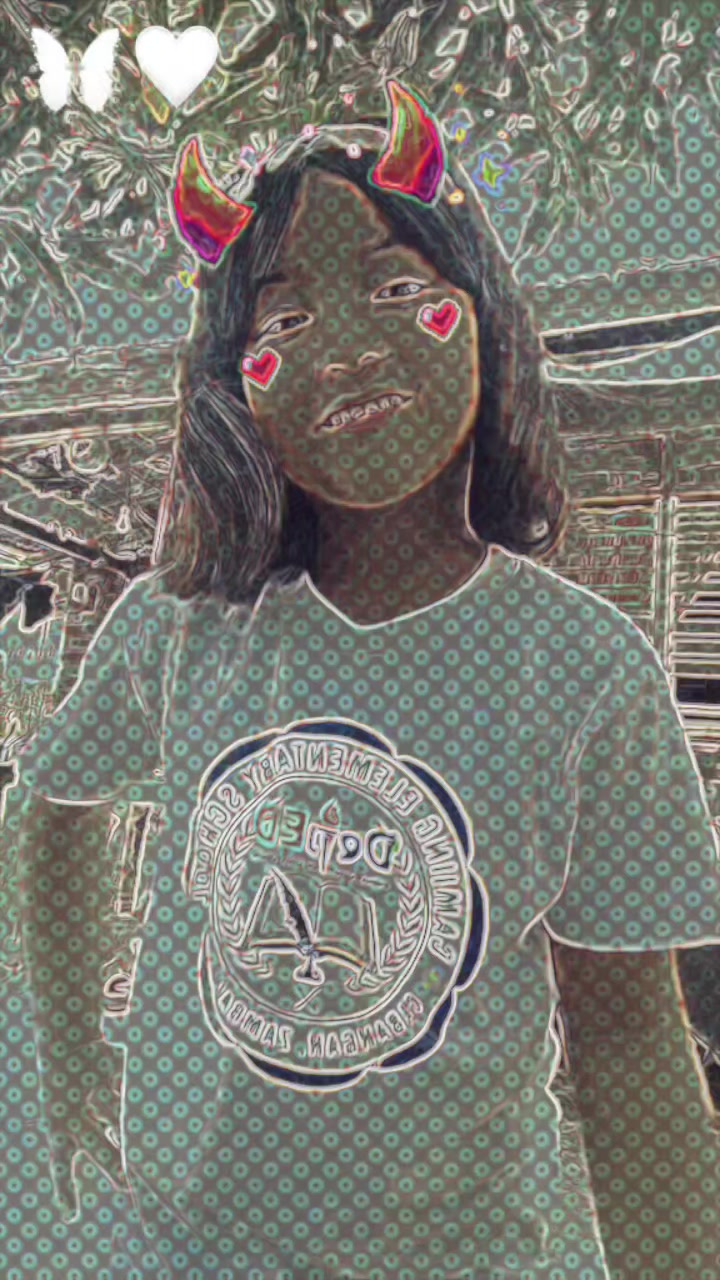 @celineeeee
